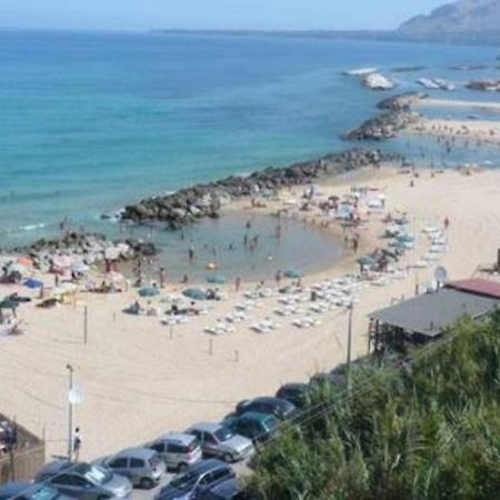 Casa Vacanza Adele Trappeto  Eksteriør billede